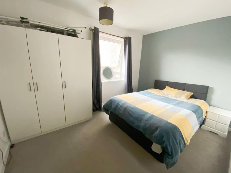 Ferienwohnung Light-Luxury Flat Glasgow Exterior foto